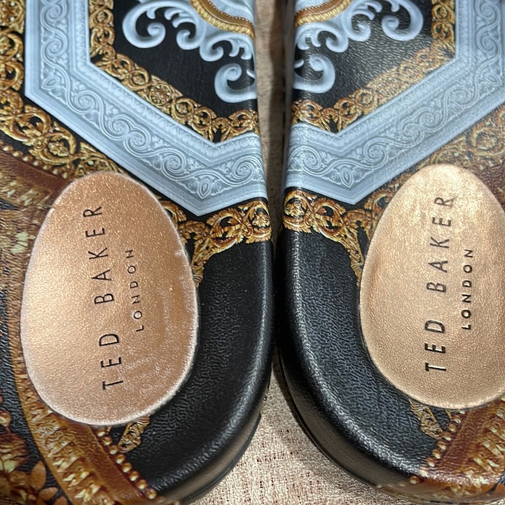 Ted Baker Slides - Picture 9 of 11